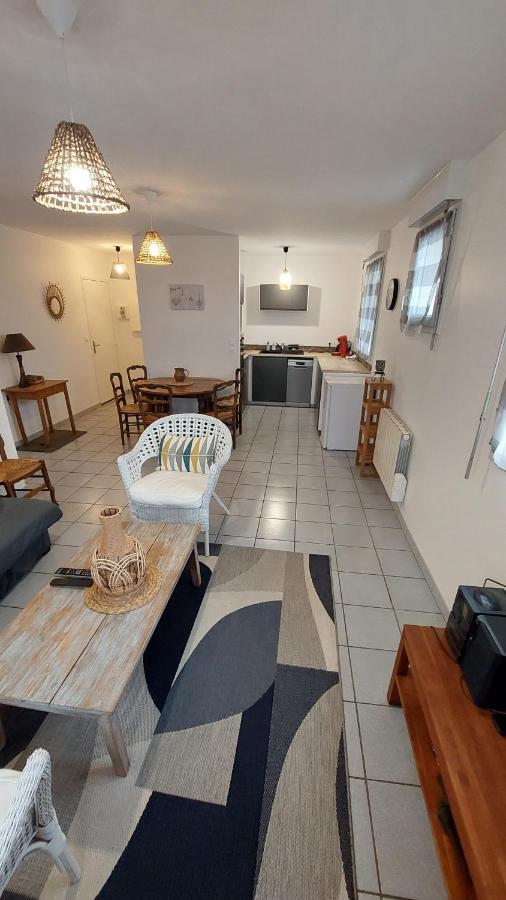 Bel Appartement Au Calme Сент-Женевьев-де-Буа Экстерьер фото